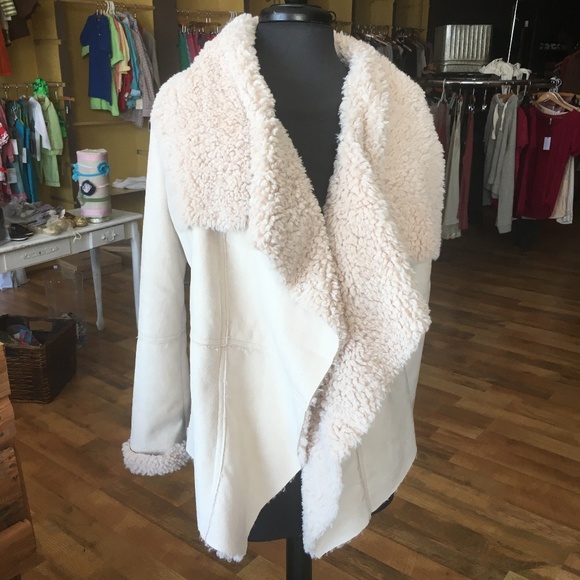 Others Follow Jackets & Blazers - Others Follow Sherpa Jacket NWT ONLY 1 LEFT SMALL